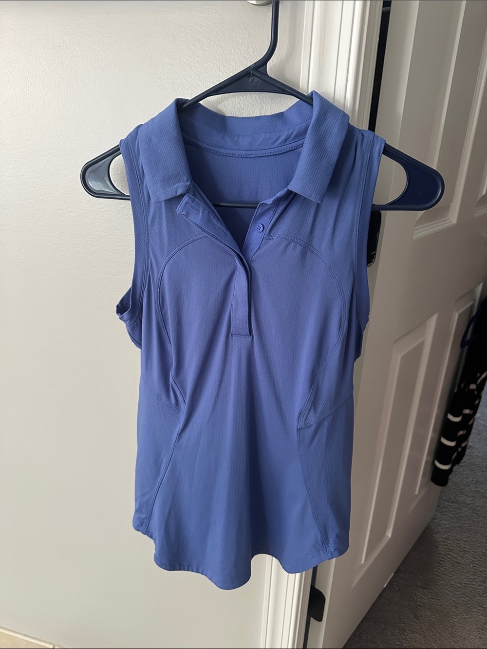 EUC Lululemon Sleeveless Polo Top in Periwinkle Blue